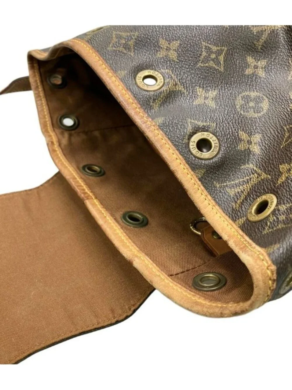 Louis Vuitton Backpack Canvas Montsouris MM Monogram - Picture 8 of 10